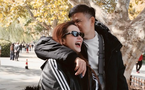 Minh Hằng tình tứ với chồng doanh nhân tại Trung Quốc