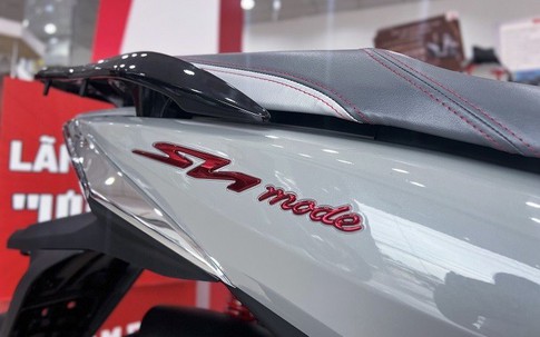 Giá xe Honda SH Mode bất ngờ giảm mạnh, thấp chưa từng có, cạnh tranh với Lead, Vision vì giá rẻ