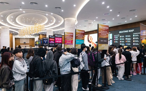 Fan đổ về Ocean City check in G-DRAGON 2025 WORLD TOUR [Übermensch] IN HANOI, háo hức chờ concert lịch sử