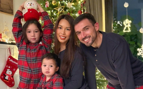 Căn hộ cao cấp của siêu mẫu Hà Anh lộng lẫy đón Giáng sinh