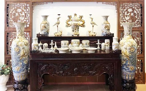 Sự khác nhau của bàn thờ gia tiên miền Nam và bàn thờ gia tiên miền Bắc 