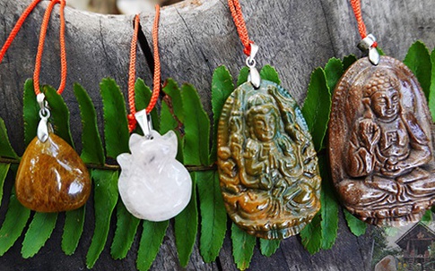 Đeo gì để thu hút tài lộc, mang lại may mắn, thịnh vượng?