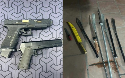 Hà Nội: Kiểm tra nhóm 'quái xế' đầu trần lượn phố đêm, lộ ra kho 'hàng nóng' cất giấu 