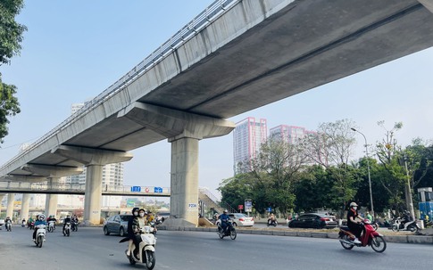 Hà Nội và miền Bắc còn nắng ấm 1 ngày, sau lại bất ngờ thay đổi hình thái thời tiết