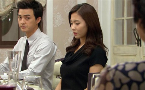 Cú sốc từ người chị dâu 'lạ mặt' và màn 'úp sọt' khiến gia đình tan nát