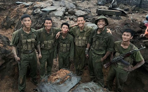 Ngày 21/12, phim 'Mưa đỏ' được phát sóng trên VTV3 và VTV8