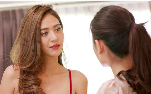 'Làm nghề này mà lại ly hôn nhỉ?': Cú tạt 'nước lạnh' của đồng nghiệp cũ và câu trả lời không thể chất hơn