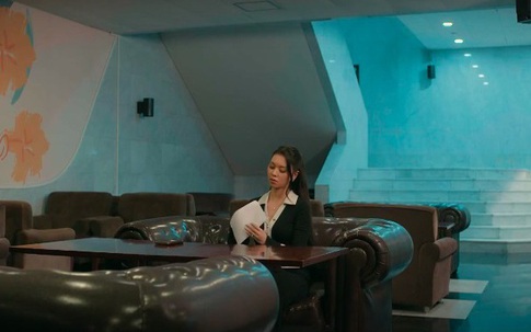 Hiếu phát hiện Duyên nhận tiền để đánh trượt dự án phim của Tú