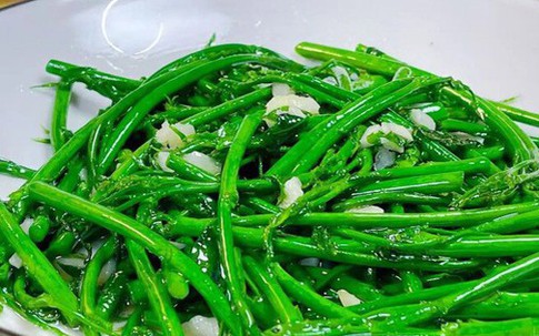 Loại rau xưa nay chỉ tuốt lá nấu canh, nhưng làm theo cách này lại cực ngon, giòn vô cùng và ai ăn cũng bất ngờ