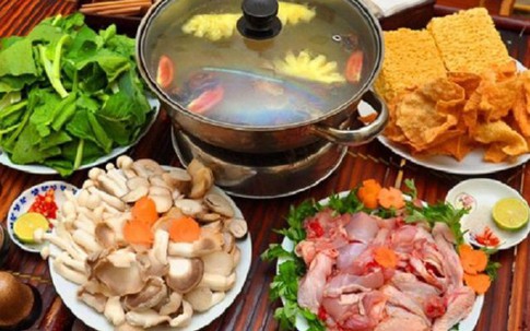 Cách nấu lẩu gà chua cay, thơm ngon cho mùa đông ấm áp