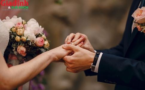 Vì sao có những cặp đôi càng sống lâu bên nhau, hôn nhân lại càng hạnh phúc?