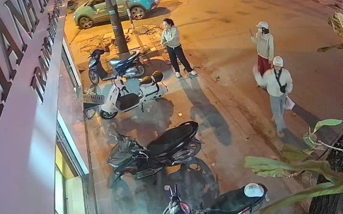 Công an làm việc với nhóm phụ nữ có hành động 'cắt tiền' ở Nam Định
