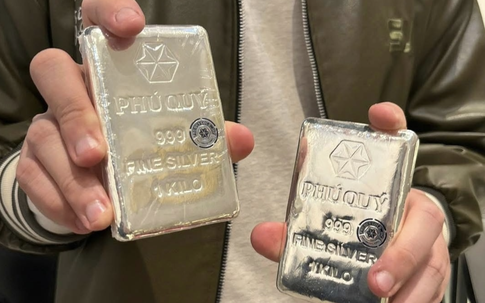 Giá bạc hôm nay (31/12): Vì sao bạc lao dốc nhiều phiên, mất gần 10 triệu đồng/kg chỉ trong 3 ngày?