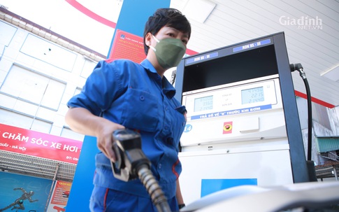 Ngày cuối cùng của năm 2025, giá xăng dầu đồng loạt giảm