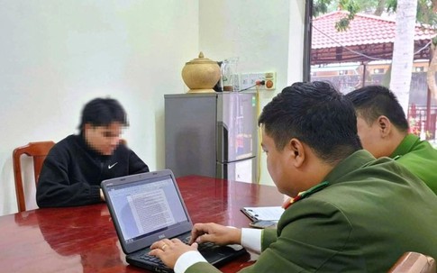 Bịa chuyện bát phở 300.000 đồng để câu like bán quần áo