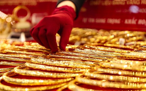 Giá vàng hôm nay 7/12: Vàng SJC, PNJ, DOJI, vàng nhẫn Bảo Tín Minh Châu ở mức bao nhiêu?