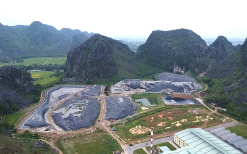 Chốt mốc thời gian xử lý dứt điểm tình trạng ô nhiễm tại bãi rác Đông Nam