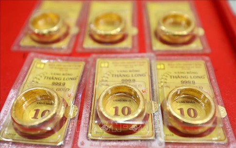 Giá vàng hôm nay 15/2: giá vàng SJC, vàng nhẫn vẫn đà tăng