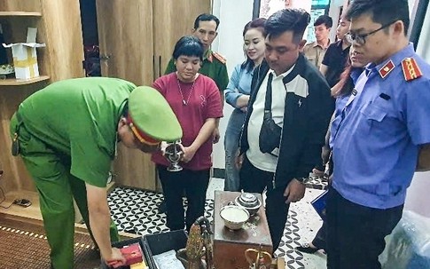 Khởi tố vợ chồng lừa đảo “tu tập thành tiên” chiếm đoạt hơn 80 tỷ đồng