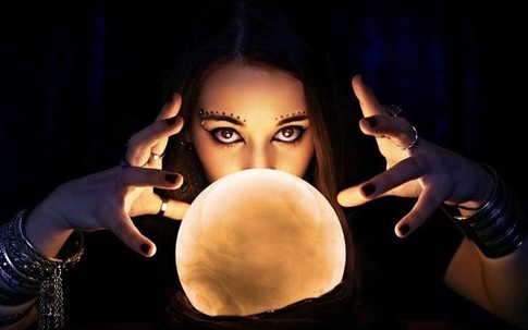 5 chòm sao hay tin vào những điều thần bí
