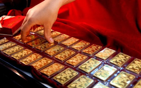 Giá vàng hôm nay 17/4: Vàng SJC vọt đỉnh mới, vàng nhẫn Bảo Tín Minh Châu, Doji cao kỷ lục