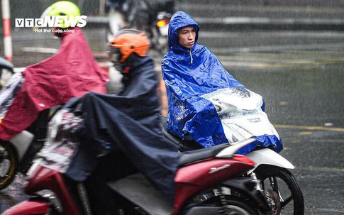 Tin sáng 22/4: Miền Bắc sắp đón mưa lớn; Hà Nội bắn pháo hoa mừng 50 năm Ngày Giải phóng miền Nam, thống nhất đất nước