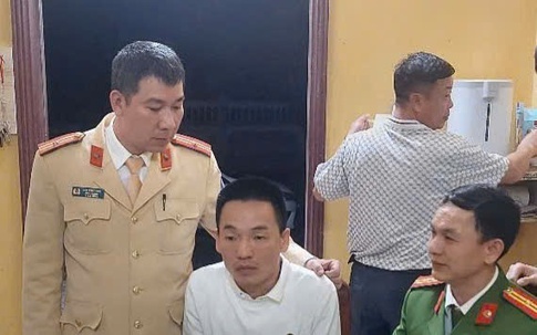 Thái Bình: Phát hiện tài xế dương tính với ma túy, mang theo đầu đạn cùng pháo tự chế