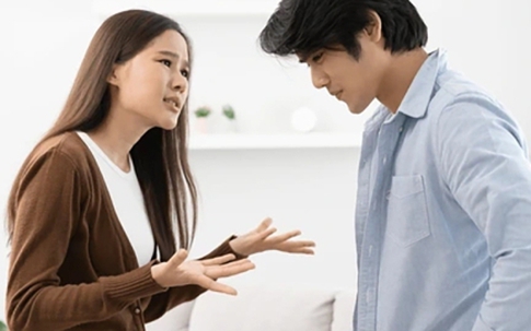 Lương 15 triệu không đủ mua trà sữa cho tôi nhưng bạn trai cứ đòi cưới sớm