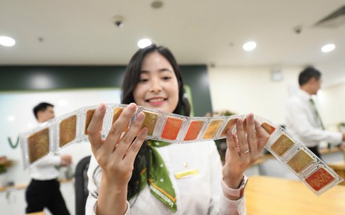 Giá vàng hôm nay 24/4: Vàng SJC, vàng nhẫn Bảo Tín Minh Châu, Doji tăng nhanh trở lại sau 1 ngày giảm sâu