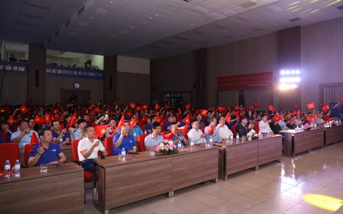 'Tổ quốc tôi chưa đẹp thế bao giờ' – Khúc tráng ca thiêng liêng, xúc động tại Đại học Công nghiệp Hà Nội