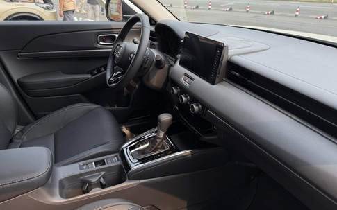 Giá xe Honda HR-V giảm sốc tại đại lý tới 59 triệu đồng liệu đã sánh ngang Mitsubishi Xforce, dẫn đầu phân khúc xe gầm cao SUV hạng B?