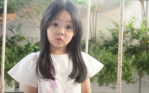 2 nhóc tỳ nhà Đàm Thu Trang - Cường Đô la gây chú ý