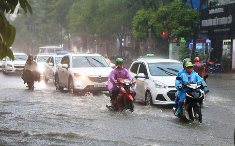 Miền Bắc, miền Trung có mưa lớn, những nơi nào sẽ đón trận 'mưa khủng'?