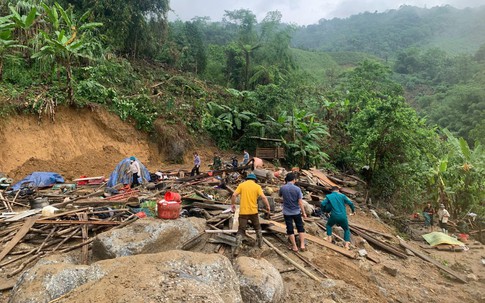 Hiện trường 'tan hoang' sau trận lũ quét khiến 4 người tử vong ở tỉnh nghèo Bắc Kạn