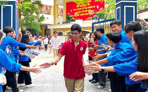 Hà Nội đổi mới tuyển sinh lớp 10: Công bố điểm thi, điểm chuẩn cùng ngày