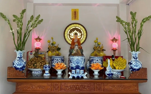 Đây là những vật dụng tuyệt đối không đặt trên bàn thờ