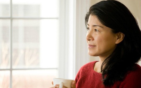 Người phụ nữ U65 ly hôn ngay sau đám cưới con gái: 30 năm chịu đựng chỉ để chờ khoảnh khắc này