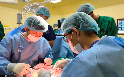 Cô gái 27 tuổi suy thận giai đoạn cuối, phải ghép thận vì 3 thói quen sai lầm mà nhiều bạn trẻ Việt mắc phải
