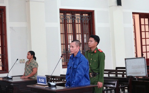 Bị ‘nhìn trừng trừng’, nuôi hận 3 tháng ra tay giết người