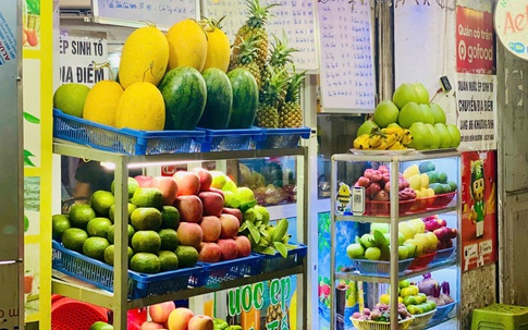 Thực hư về nước ép dưa hấu giá ‘siêu rẻ’ bán đầy thị trường
