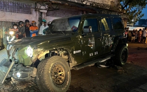 Vụ xe Jeep tông 3 người thương vong ở TPHCM có liên quan chủ quán bar?
