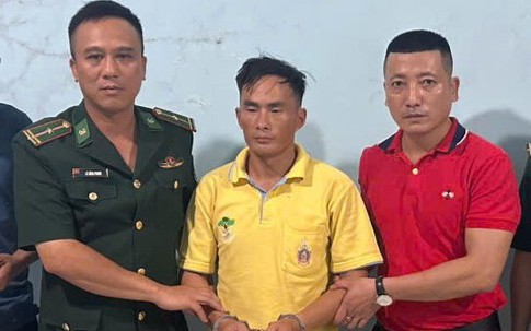 Bắt đối tượng truy nã khi nhập cảnh qua cửa khẩu quốc tế Cầu Treo