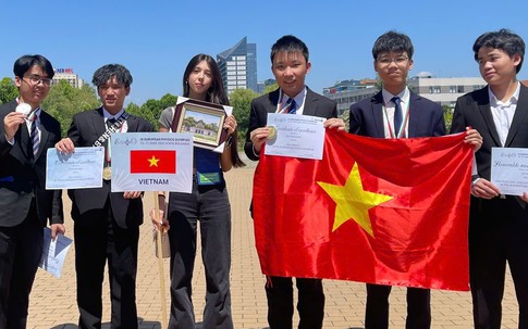Học sinh Việt Nam giành 2 Huy chương Vàng Olympic Vật lý châu Âu năm 2025