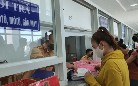 6 trường hợp bắt buộc phải đổi đăng ký xe, biển số xe năm 2025, các lái xe cần lưu ý