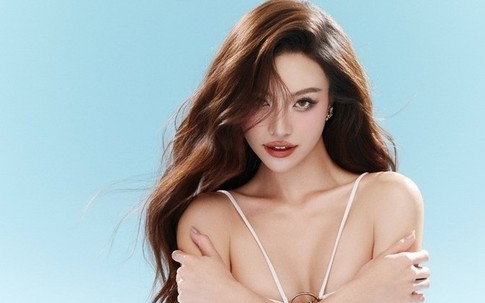Vẻ gợi cảm của người đẹp sở hữu body đẹp nhất Hoa hậu Hoàn vũ Việt Nam 2025