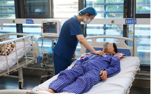 4 người trong gia đình ở Lạng Sơn nhập viện sau bữa cơm tối