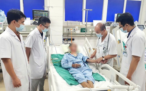 Thông tin mới nhất về tình hình các nạn nhân trong vụ 6/17 người nhập viện sau khi ăn lòng lợn, tiết canh, 2 người đã tử vong