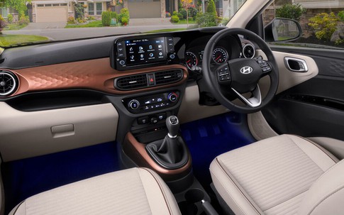Xe sedan hạng A giá 214 triệu đồng ví như Hyundai Grand i10, rẻ hơn Kia Morning, chỉ ngang SH 350i có gì đặc biệt khi vừa ra măt ở Ấn Độ?