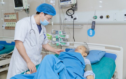 Người đàn ông bị vỡ u gan nhập viện cấp cứu vì 1 sai lầm nhiều người Việt mắc phải