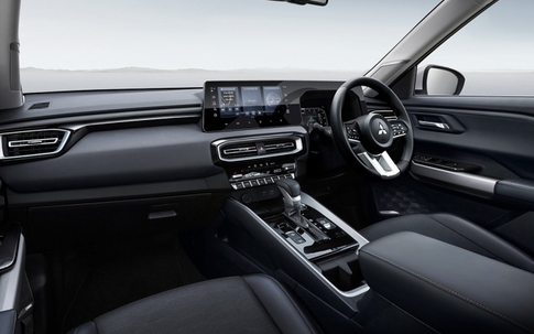 Xe gầm cao SUV hạng C giá 640 triệu đồng của Mitsubishi đẹp  ngang Honda CR-V, rẻ hơn hẳn Mazda CX-5 có gì đặc biệt khi ra mắt ở Indonesia?